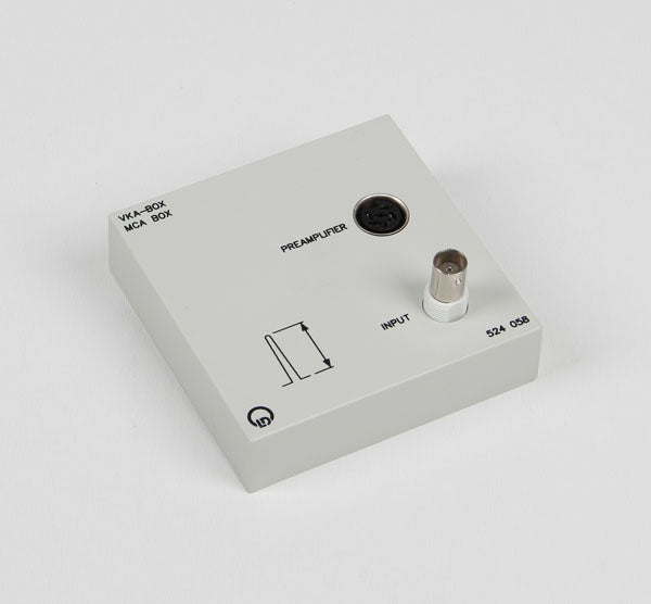 524058 MCA Box