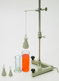 D1.1.1.5 Determining the Volume of Irregular Solid Bodies - Overflow Method Klinger Educational Leybold Physics