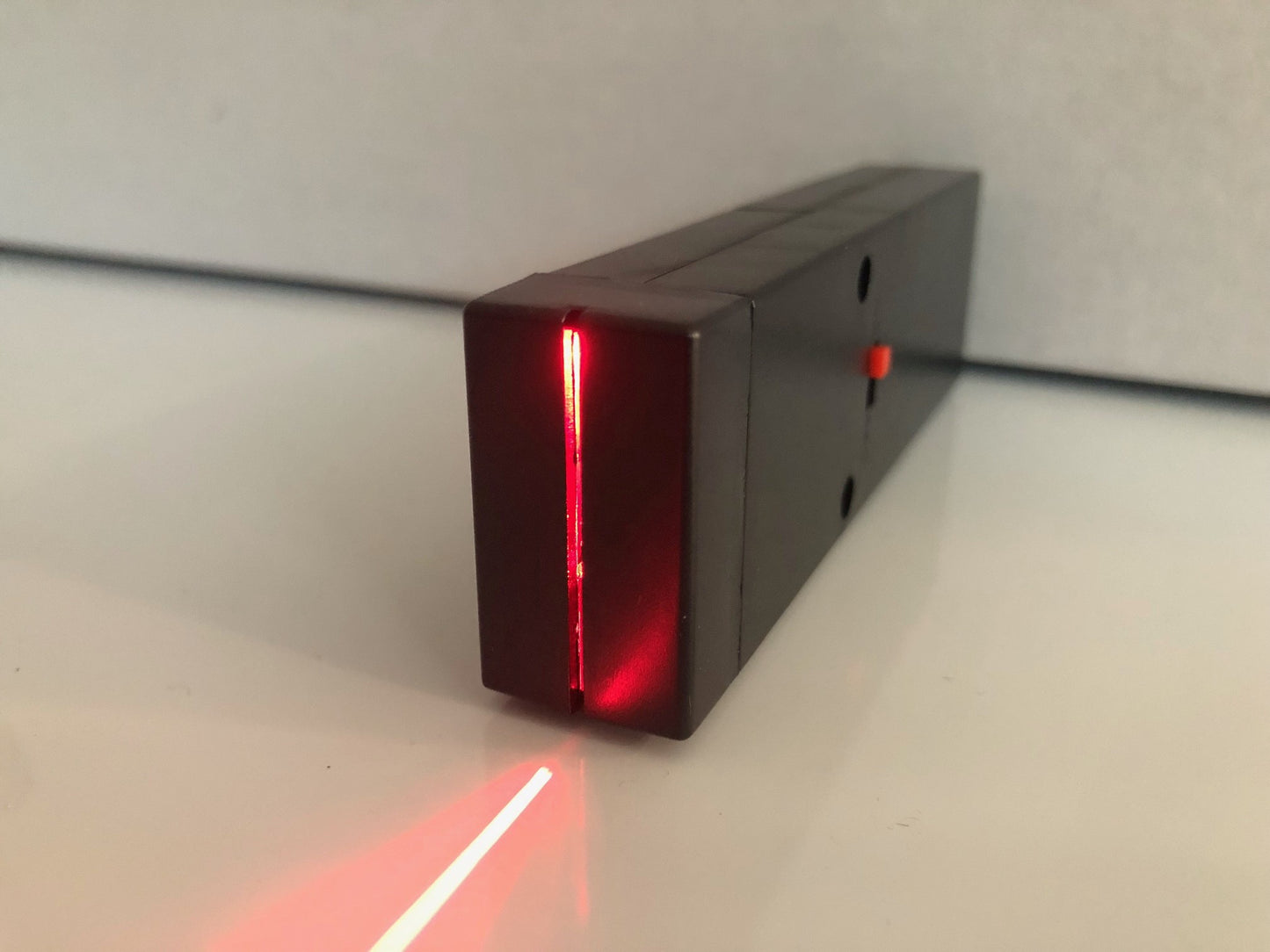 LTB-RD-KL KLINGER LASERS LIGHT BOX RED SINGLE UNIT