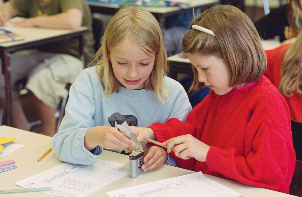 31772 Student Kit Electrical Circuits